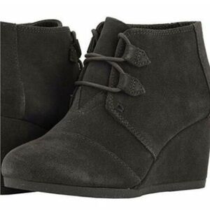TOMS Kala Forged Iron Grey Suede Shoes Womens Size 9.9 Wedge Bootie